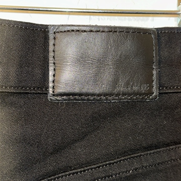 MADEWELL 11” High-Rise Skinny Jean size 26 in jet black Raw hem. - Picture 13 of 14